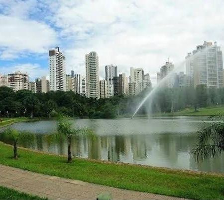 Gyn Temporada! Flat Proximo Ao Parque Vaca Brava! Goiânia Exterior photo